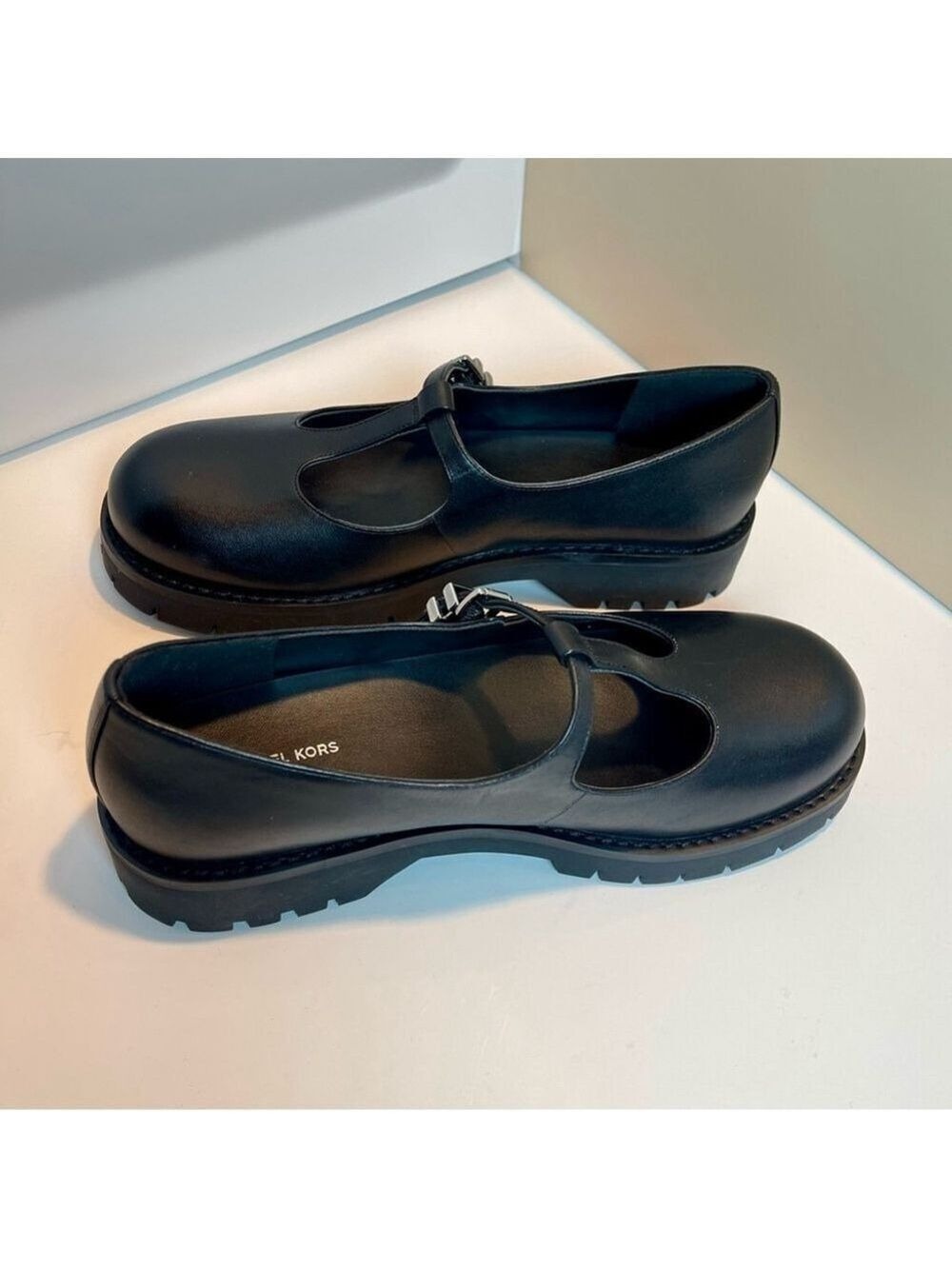 Michael Kors Women's Darrington Mary Jane Leather Shoes Black Sz 8.5 - Picture 12 of 14